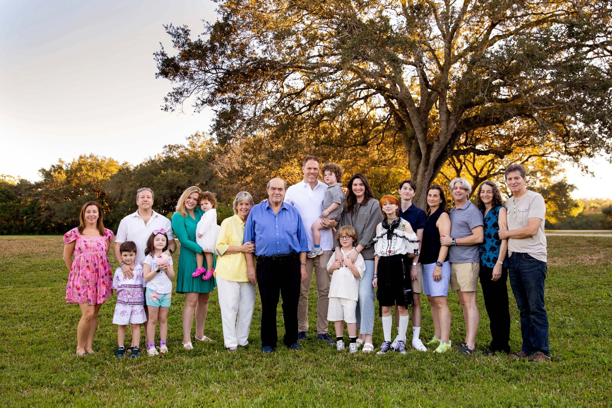 Extended family session in a park. Miami Family and Event Photographer