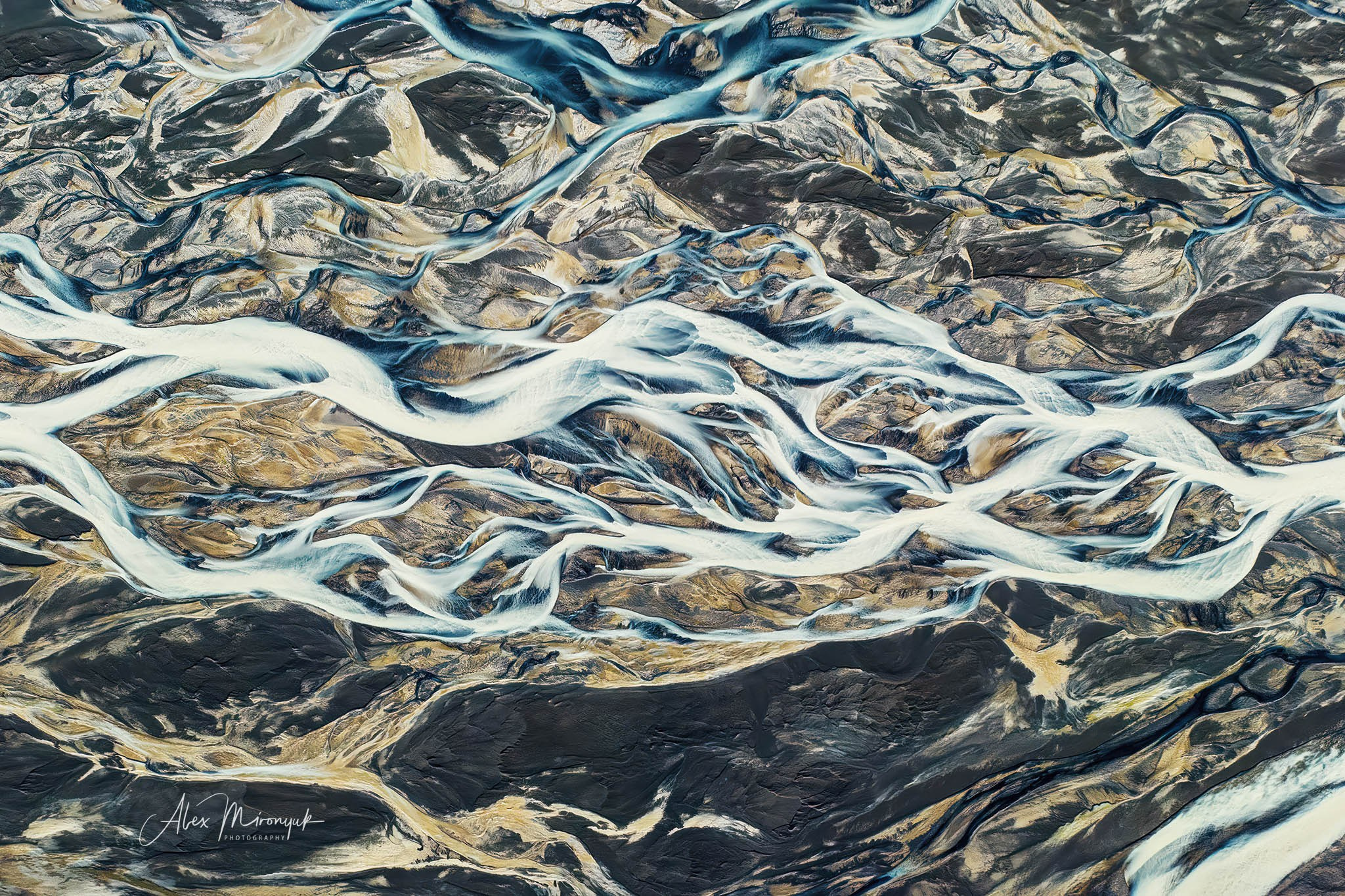 All Colors Of Iceland. Pet, Senior, Landscape, portrait studio, photographer in Miami and Sou