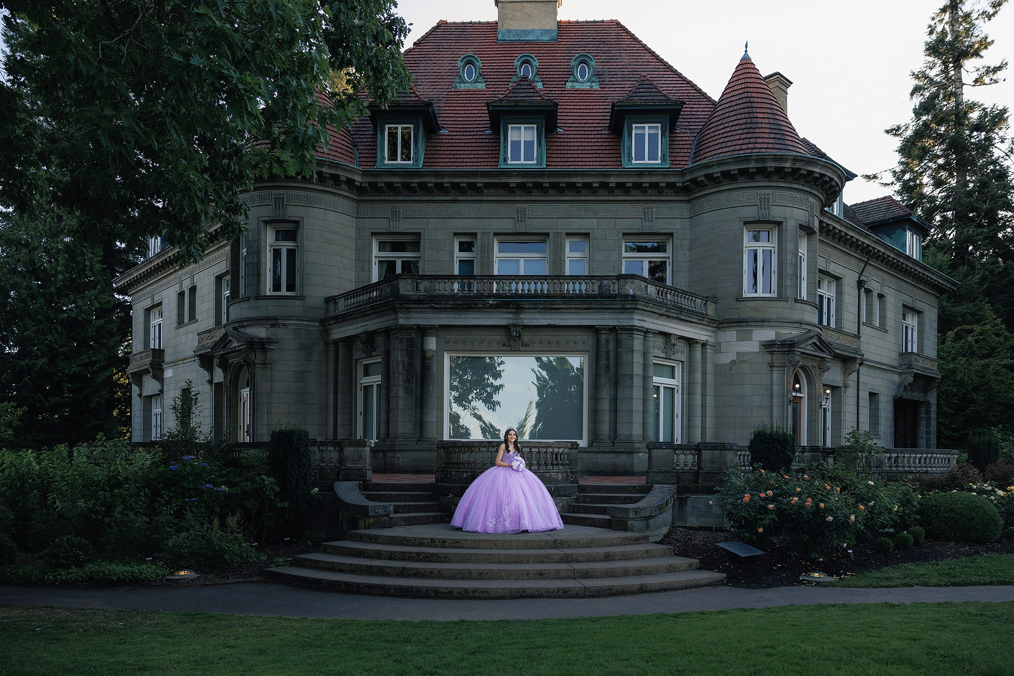 The 5 Best Quinceañera Photoshoot Locations in Oregon. Fotógrafo de Quinceañeras en Portland | Fotografía de Quince Años en Oregon y Washington