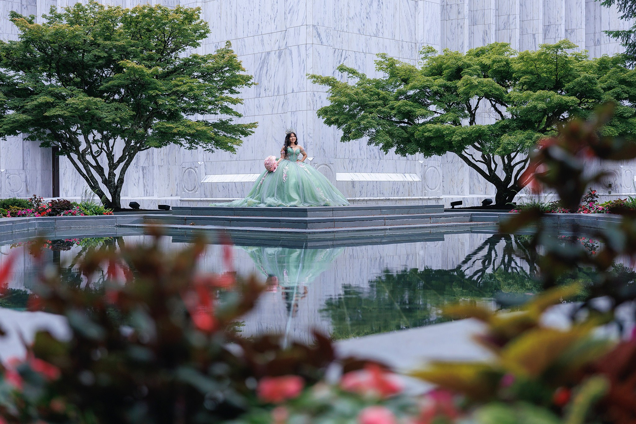 The 5 Best Quinceañera Photoshoot Locations in Oregon. Fotógrafo de Quinceañeras en Portland | Fotografía de Quince Años en Oregon y Washington