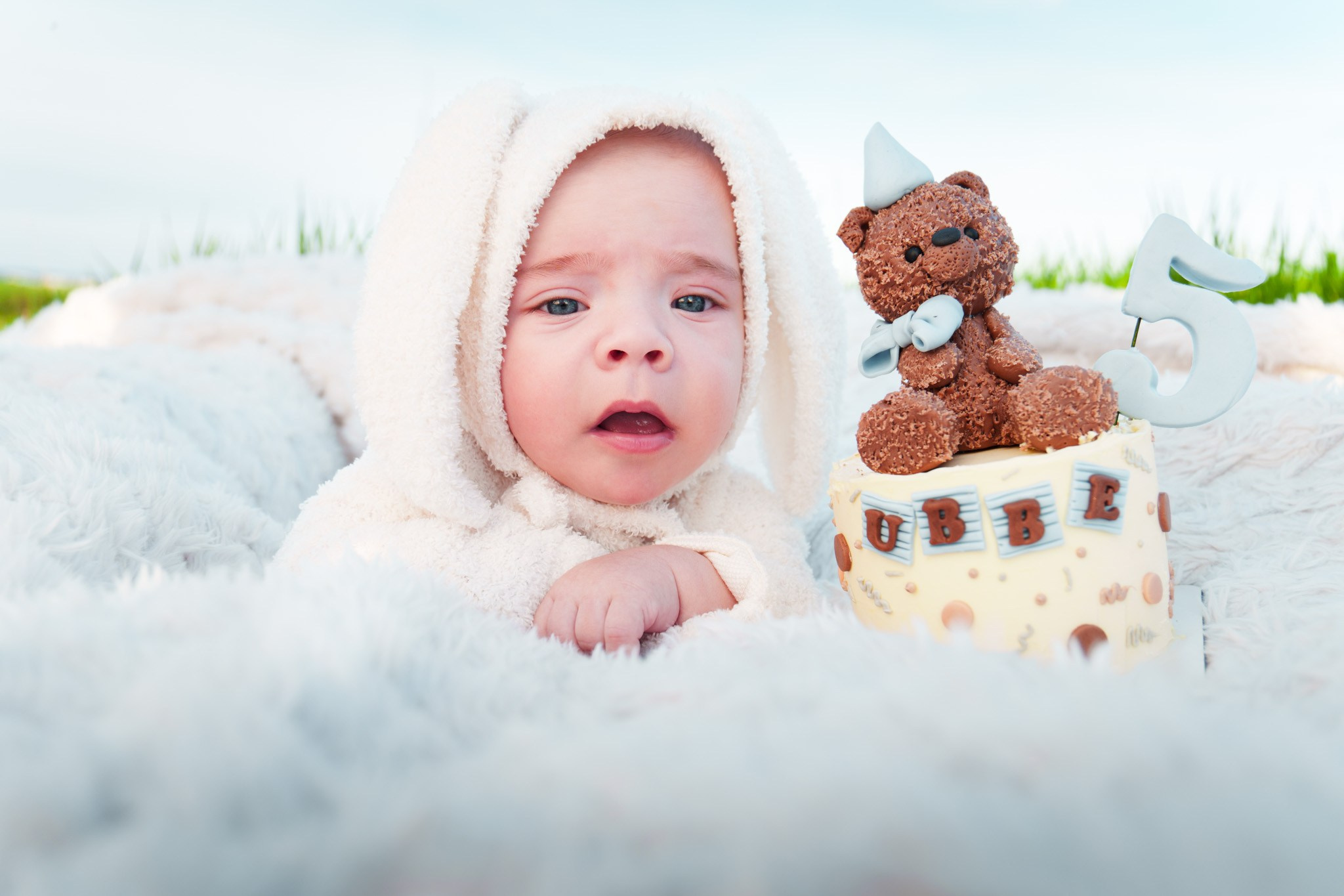 Fotografie portret familie craiova fotograf catalin glavan copii nou nascuti 