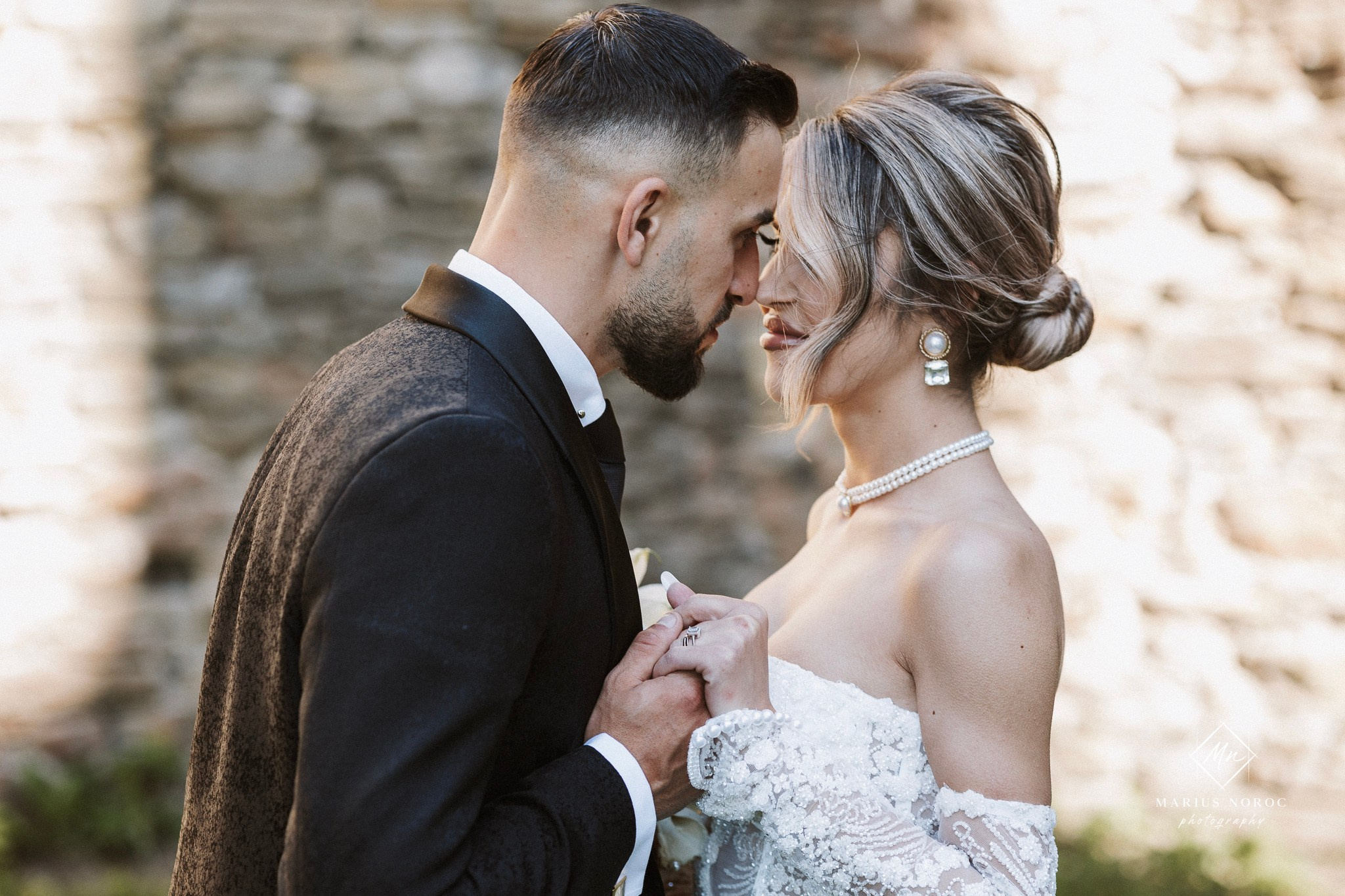 Cum să Alegi Cel Mai Bun Fotograf de Nuntă pentru Ziua Ta Specială