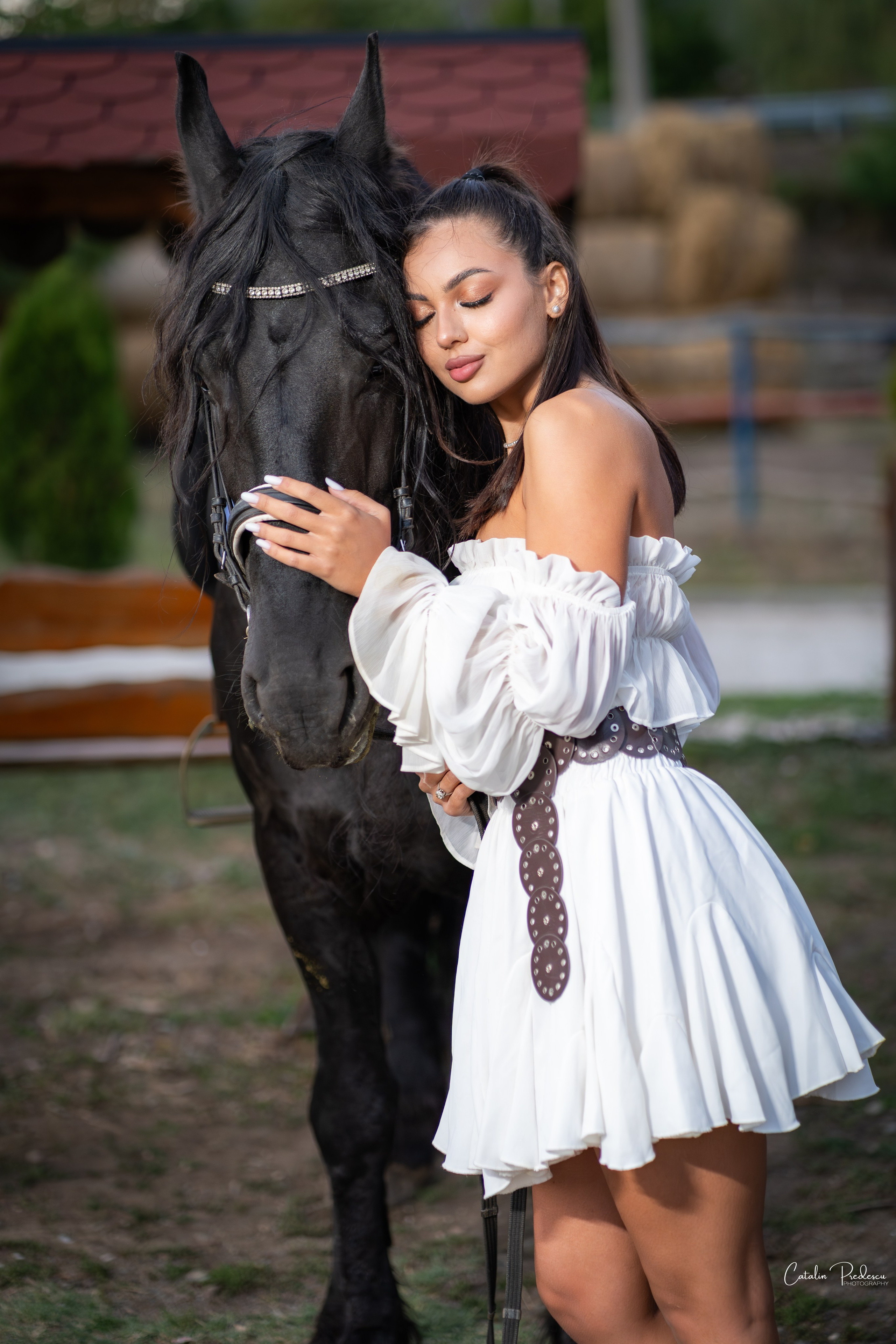 Codruța la Băile Herculane – naturalețe, expresivitate și lumină autentică. Event, portrait, and lifestyle photographer