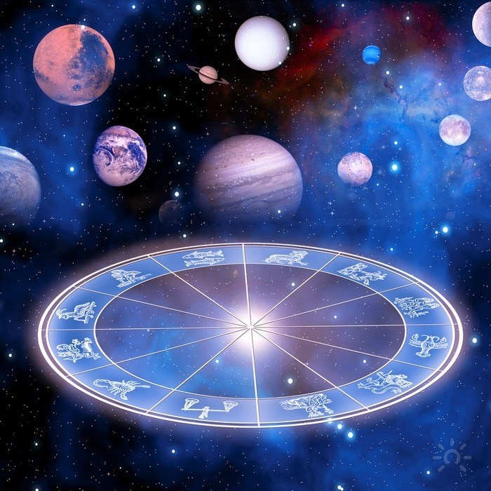 Studii. Școala & Academia de Astrologie online — de la zero până la nivel profesional