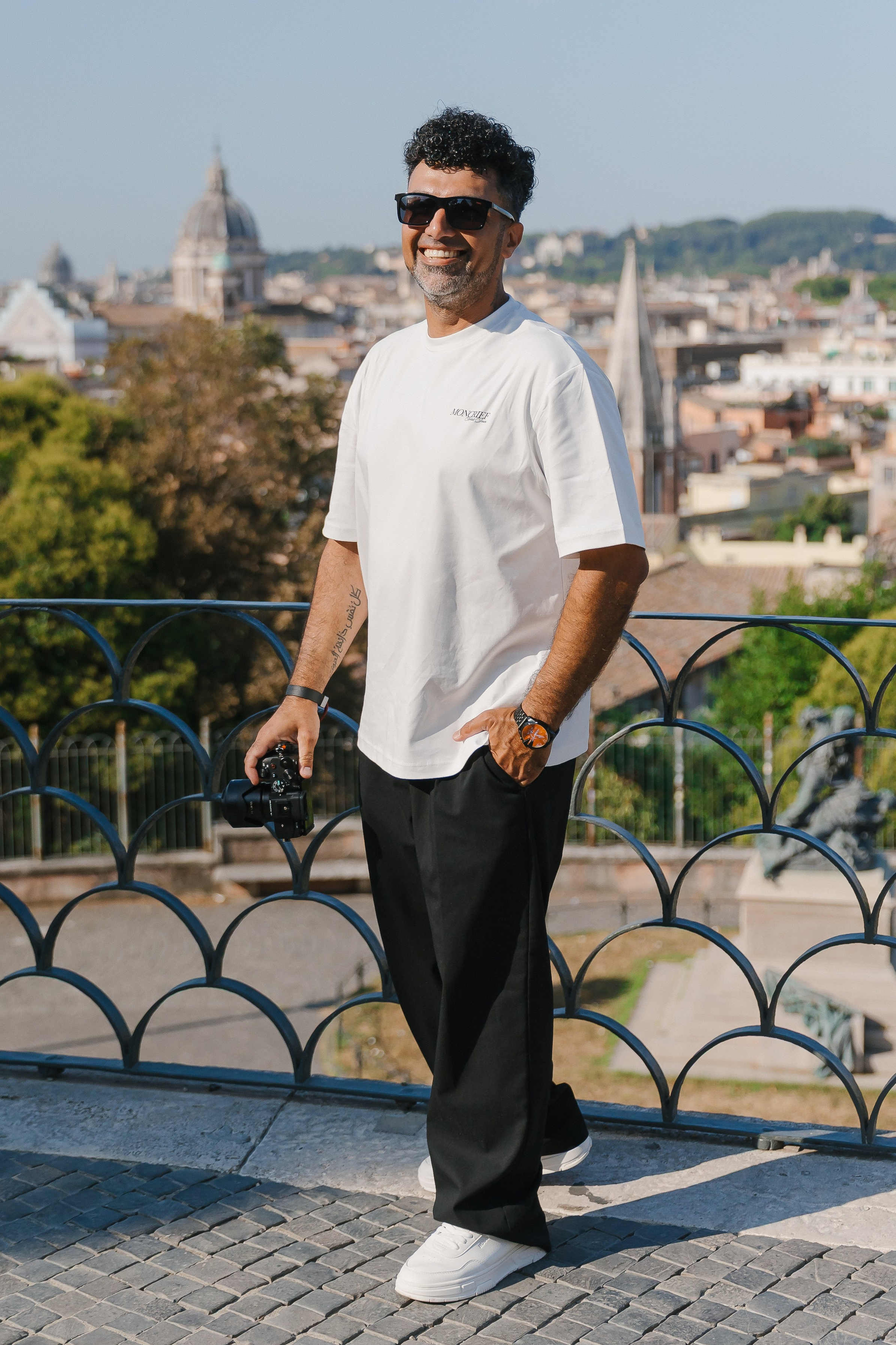 ABOUT ME. WEDDING PHOTOGRAPHER IN EUROPE RESHAD MILLER