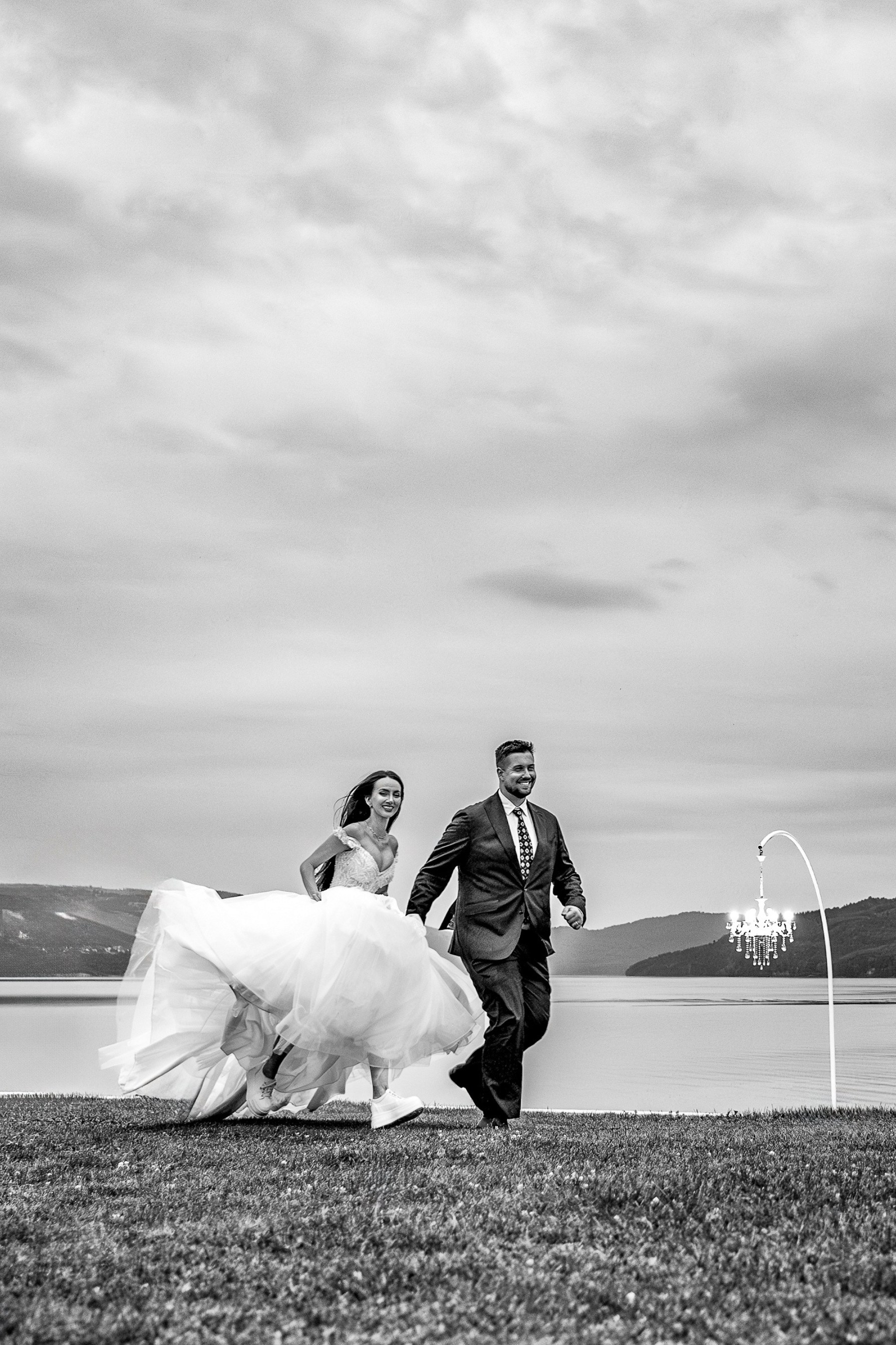 FOTO VIDEO EVENIMENTE IN LONDRA, UK - NIGHT LENS - Nunta, Botez, Aniversare