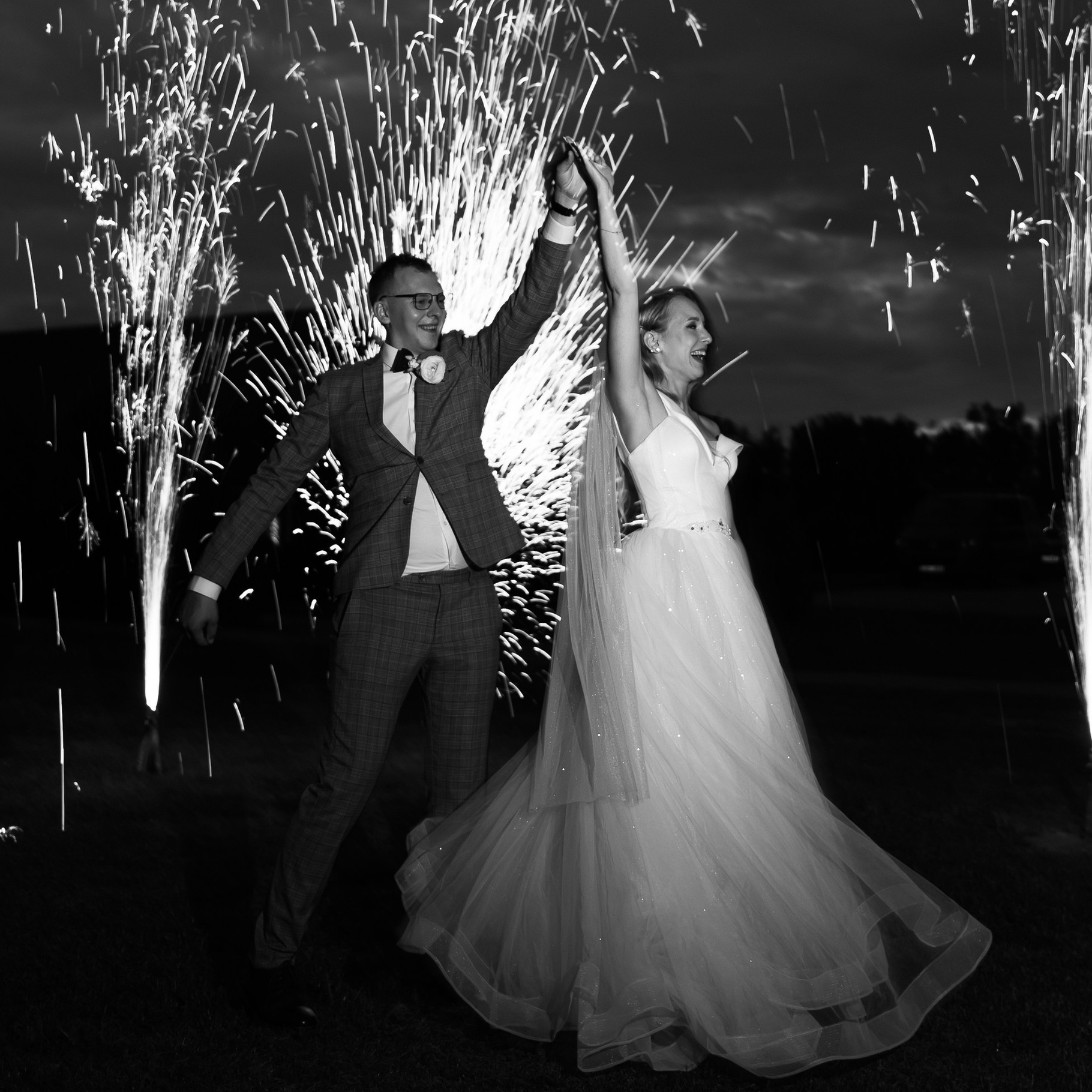 WEDDING STORIES. Montenegro photographer and videographer