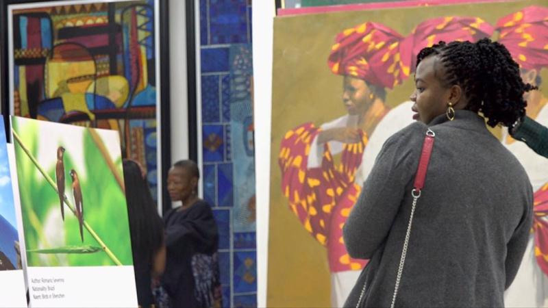 Expats Eye Shenzhen photos exhibited in Nigeria. 中国街头摄影 | The Streets of China Through My Eyes | 深圳