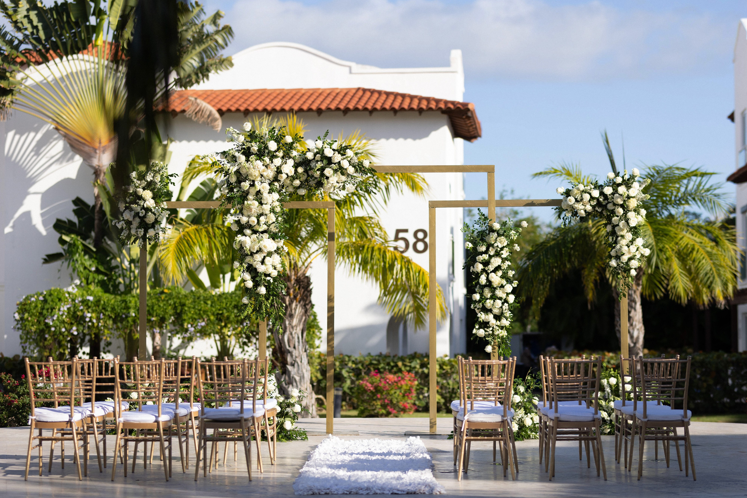 Capturing Moments in Paradise: Wedding Photography at Dreams Dominicus La Romana