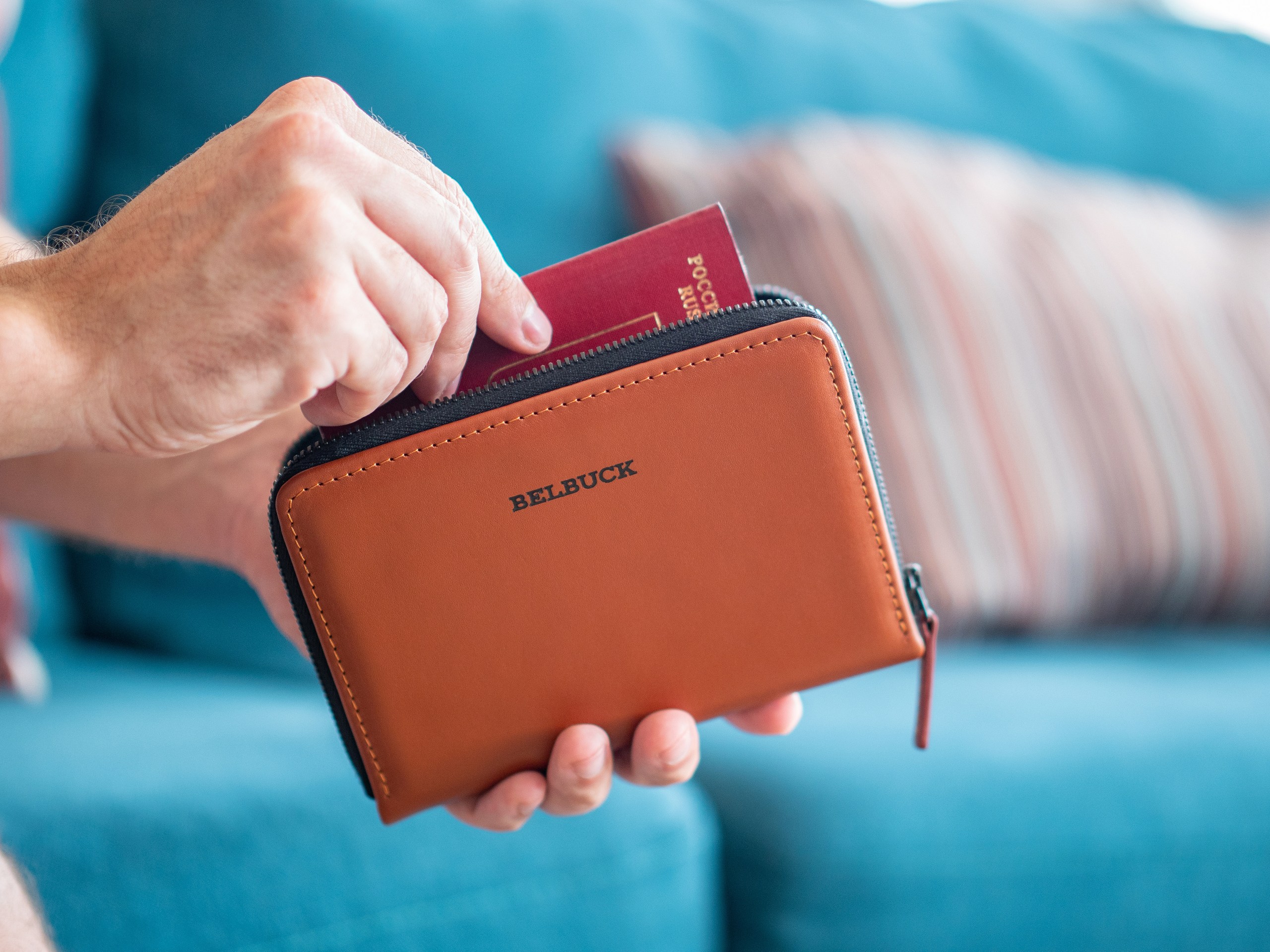 Цветные кошельки mywalit. My the wallet. What's in your wallet слоган. Airtag wallet. Как из файлов открыть wallet.