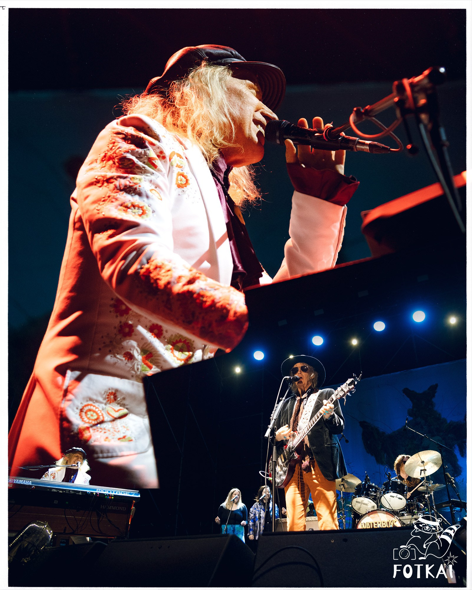 El resurgir de The Waterboys en Alicante: una noche luminosa en El Muelle Live | FOTKAI