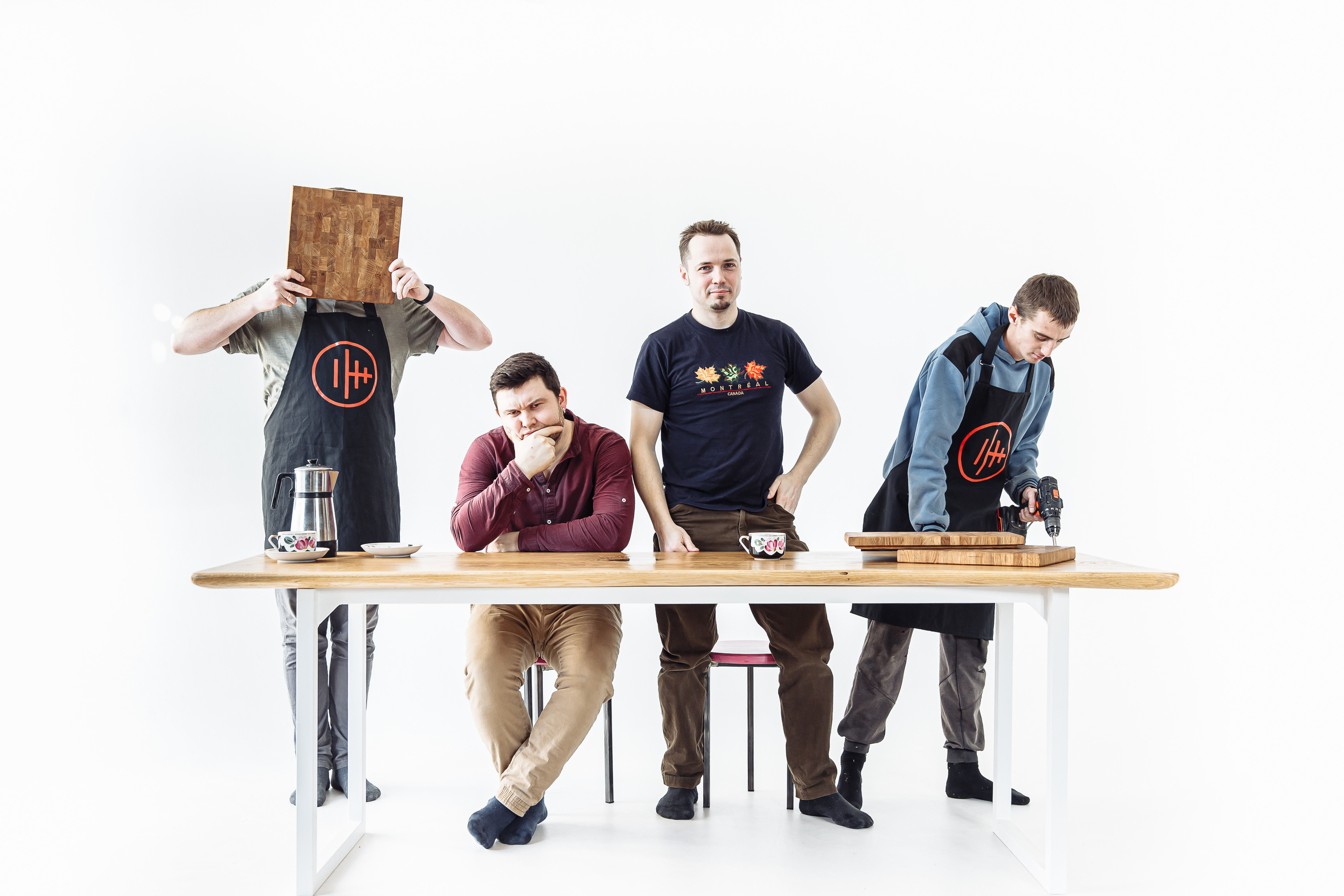 Фотозйомка команди і продукту майстерні @zhogloworkshop. Тарас Бовт. Фотограф Львів. Портрети та репортаж з подій