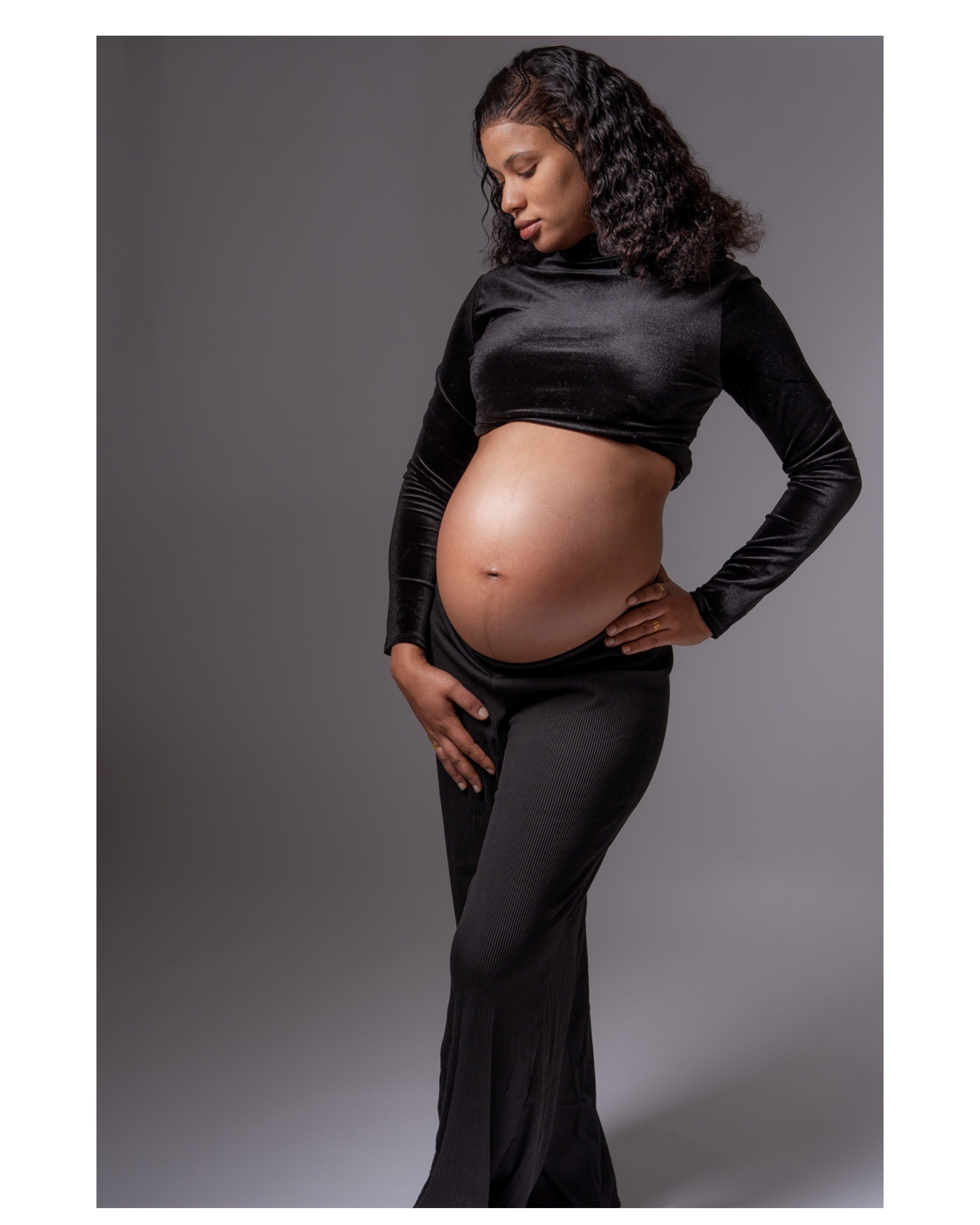 Prestations. Photographe  portraits féminins & grossesse à Lausanne Angela Liubcenco