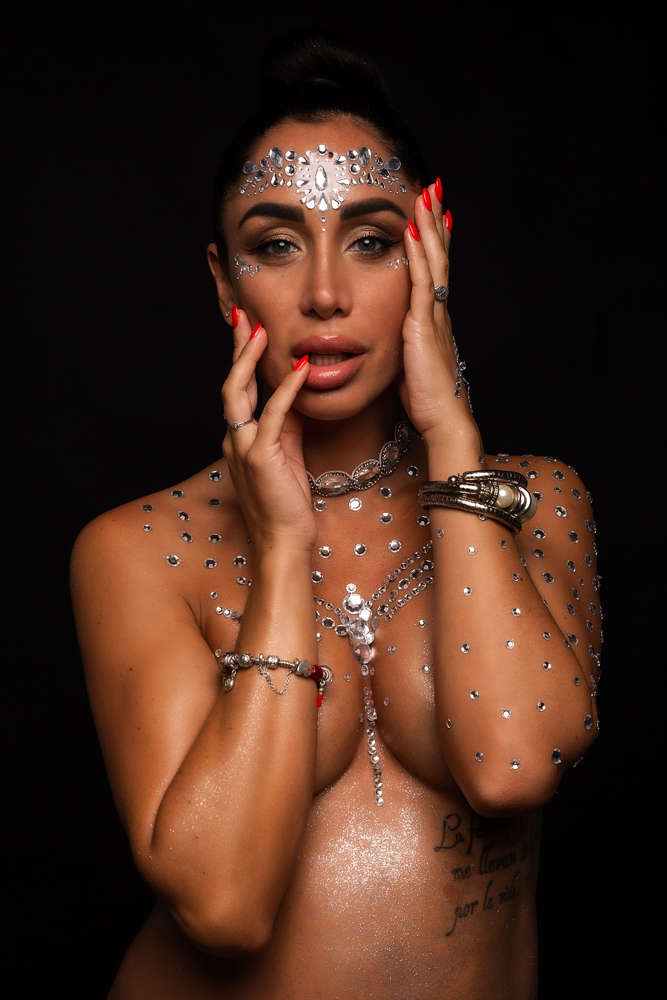 Съёмка в золоте или стразах. Фотограф в Испании ( Аликанте, Торревьеха, Бенидорм )