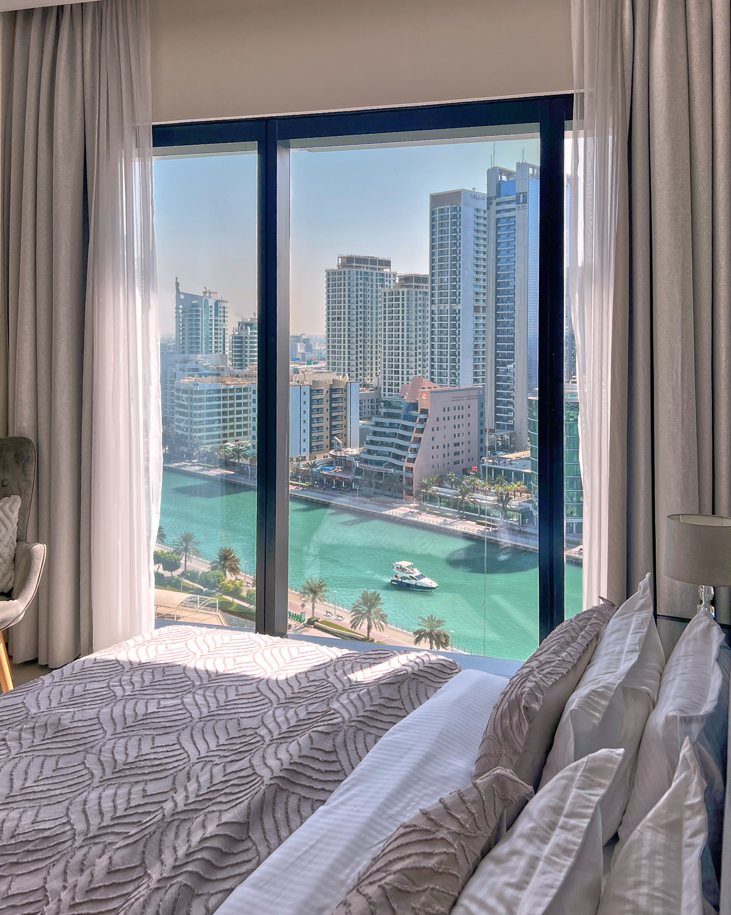 Airbnb Photographer in Dubai | Oleg Novikov