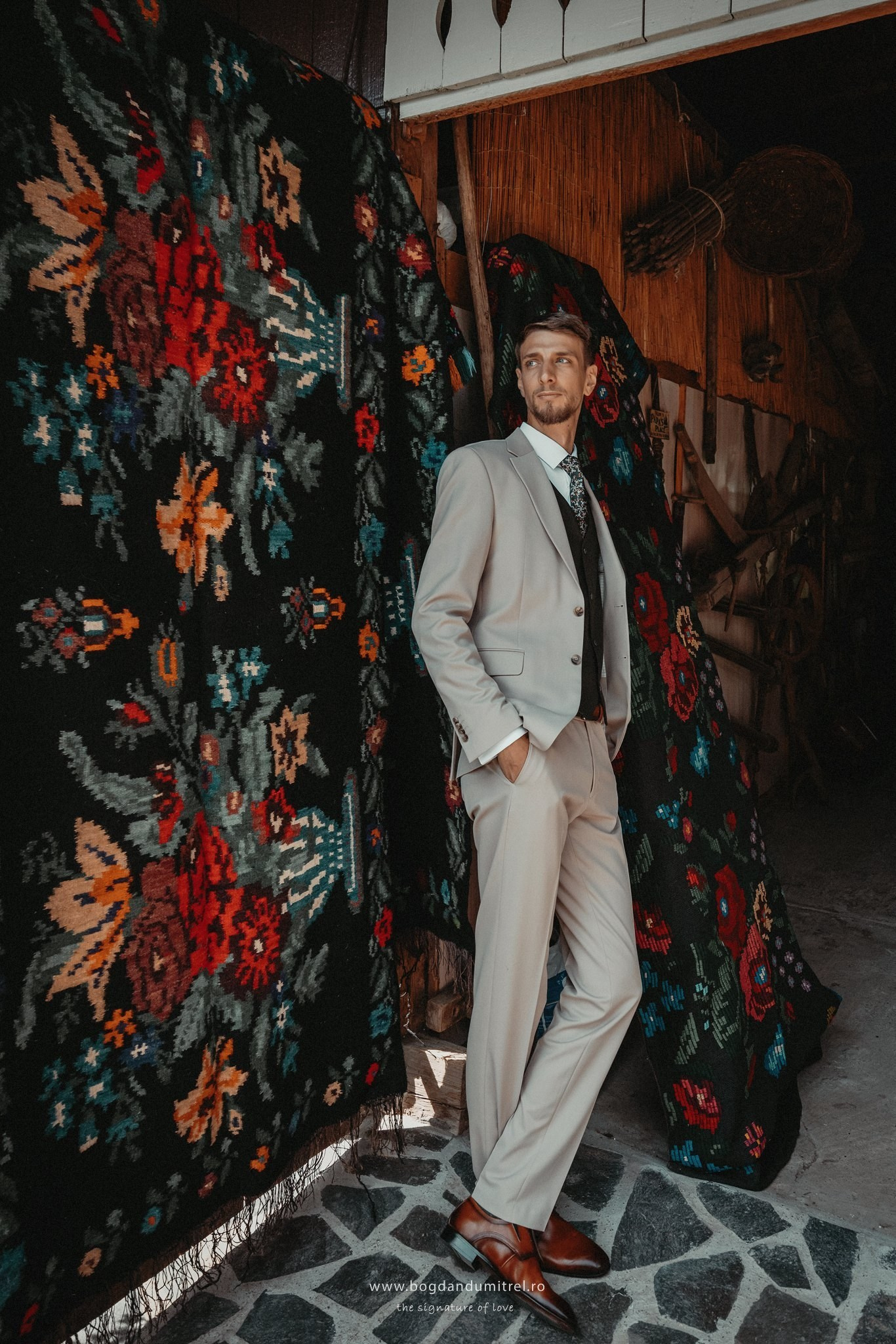 Ținuta mirelui: cum alegeți costumul | Fotograf nuntă Suceava