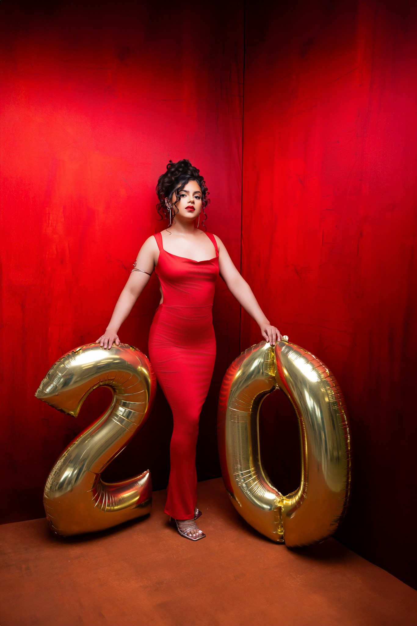 Professional family, maternity & newborn photographer in North Charleston, SC, creating timeless portraits