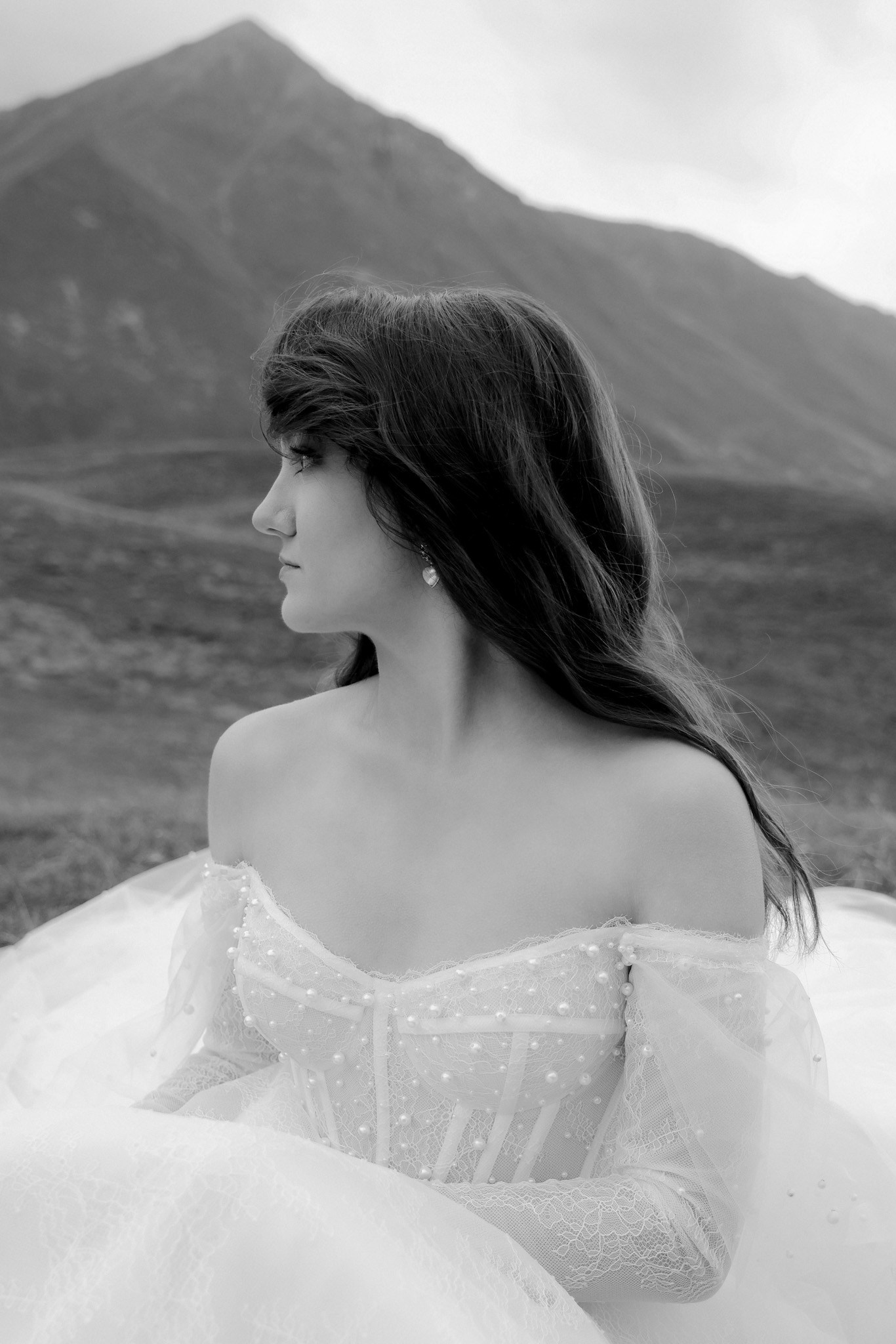 Photoshoots in Georgia — Pricing & Services | Weddings, Couples, Portraits. Mountain Photographer in Georgia | Kazbegi & Gudauri Photo Experiences