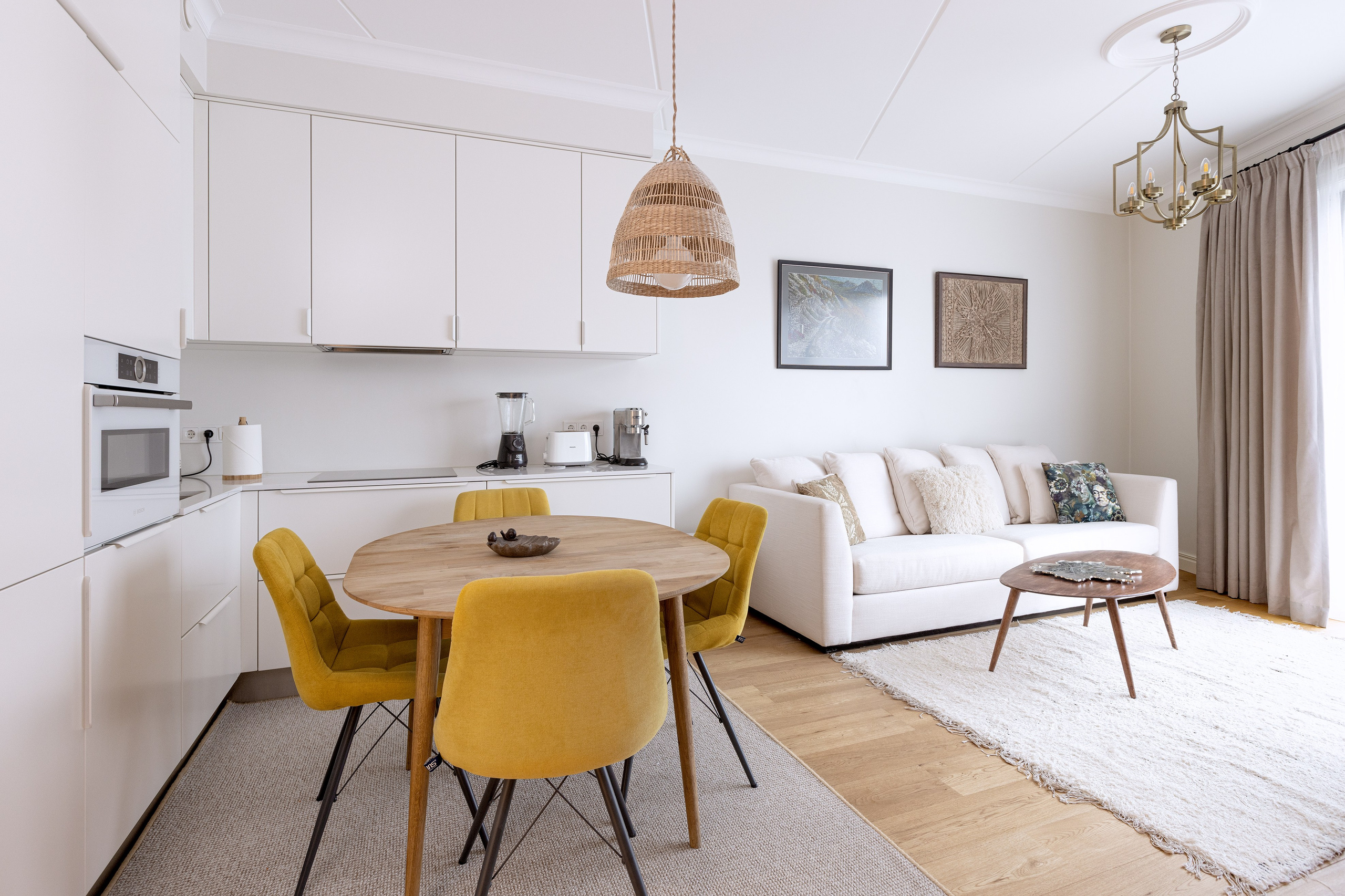 Bright contemporary kitchen professionally photographed for property sale 