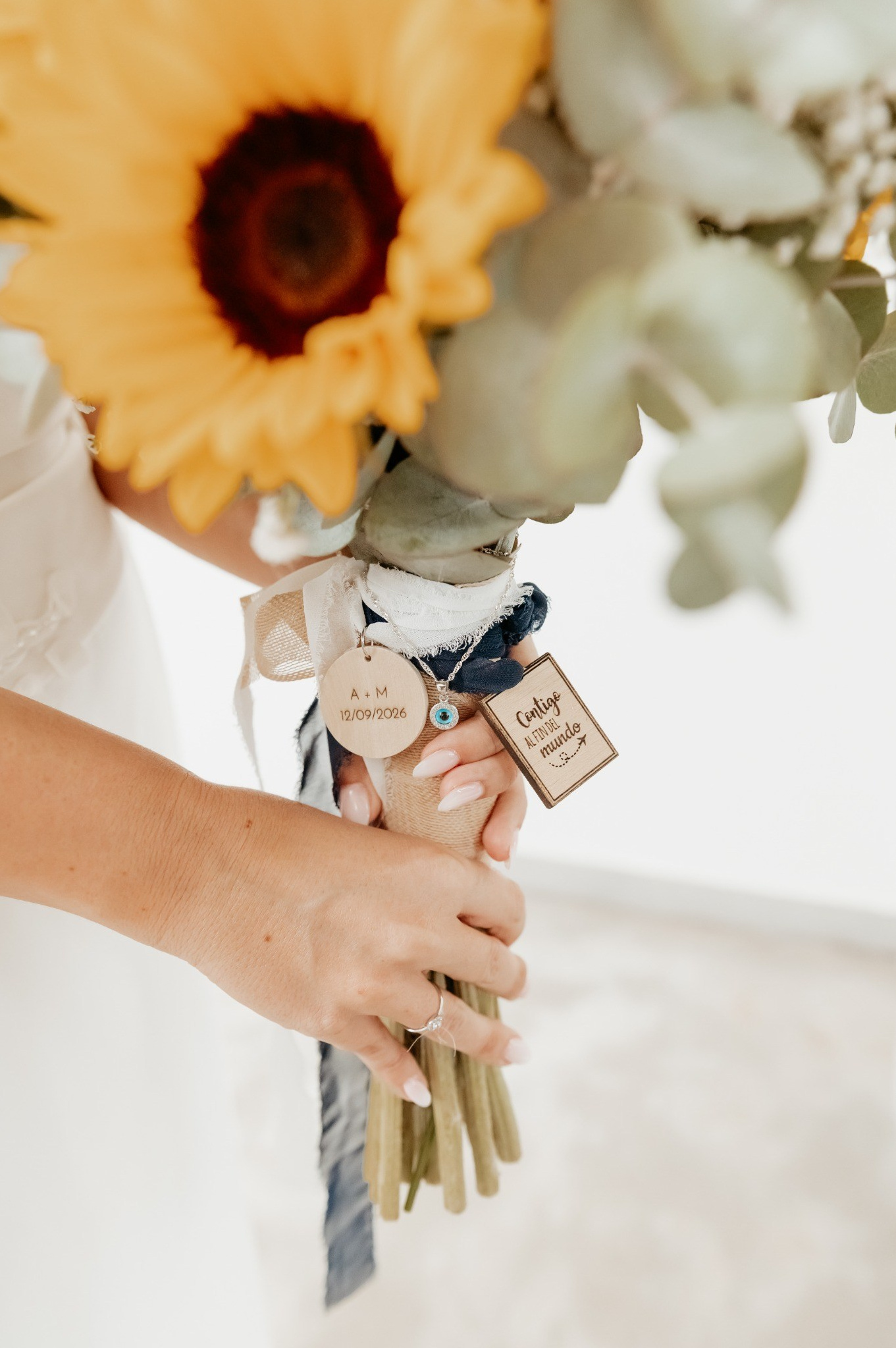Boda de Antonio y Miriam en Cova Romero, Elche | Ramoné Fotografía