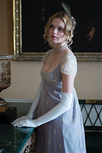 Romantic Empire style. Photographer in Sweden