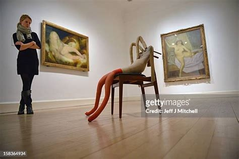  Sarah Lucas — Bunny Gets Snookered (1997)