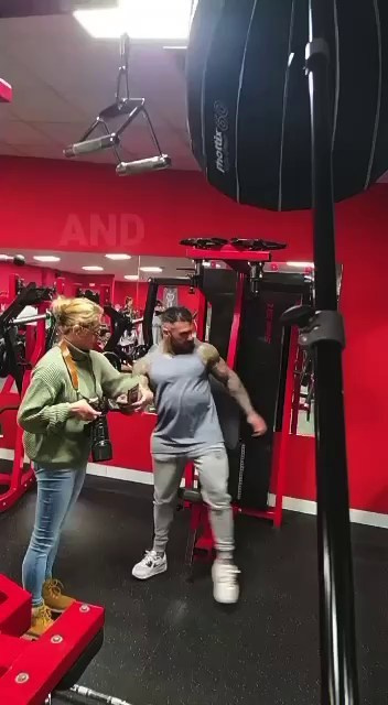 Shooting en estudio. Videos y fotografías en sesión de shooting. Fotógrafa de Periodismo y Documentación, Teatro, Cine, Shooting para Modelos, Bodas, Bautizos, Comuniones, Familia y Eventos