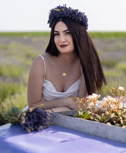 Sedinta foto in lanul de lavanda