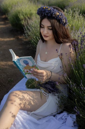 Sedinta foto in lanul de lavanda