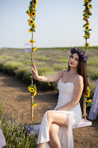 Sedinta foto in lanul de lavanda