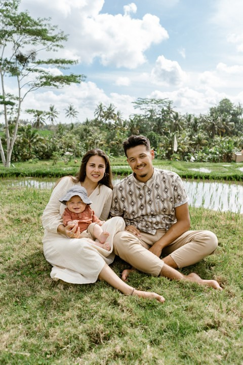 Daniel’s Family Photoshoot. Female Photographer in Bali