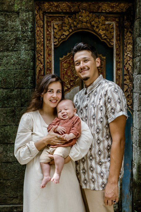 Danny’s Family. Female Photographer in Bali