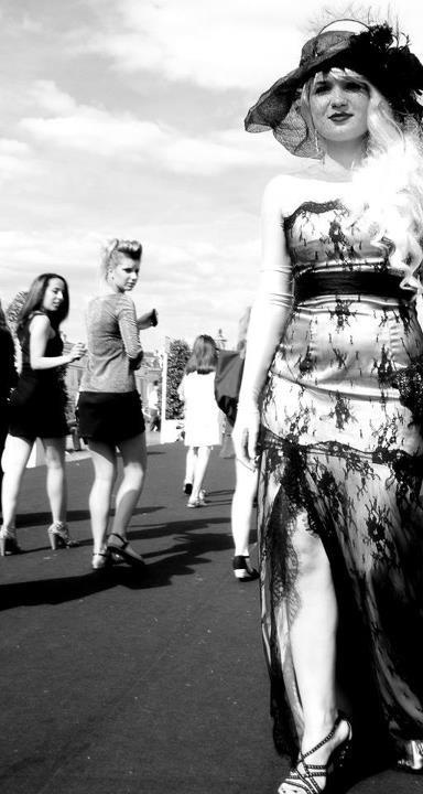 АИNA Vernov We need photographers ANNA Chantilly 