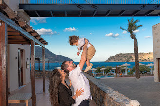 Photographer in Crete Customer Reviews | Heraklion | Greece. Photographer In Heraklion — Flying Dresses Photographer In Crete