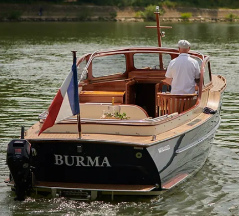 Unforgettable Celebrations: Capture Your Joy on a Yacht. Photographe à Paris