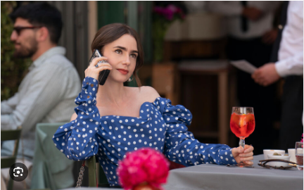 Emily in Paris Style Photoshoot in Paris (2026). Photographe à Paris