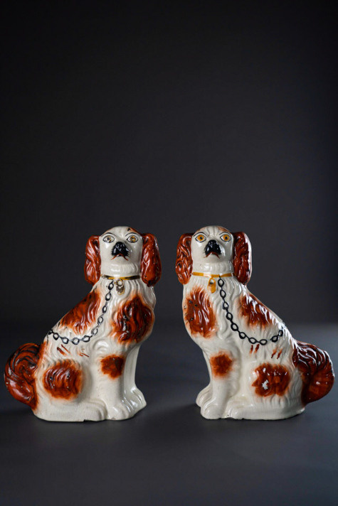 Photos for an antiques boutique in the studio. Portrait and wedding photographer in New York