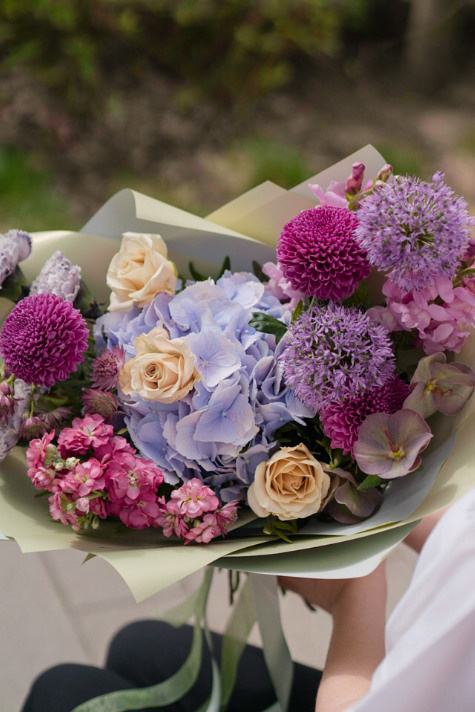 Photos of bouquets. Portrait and wedding photographer in New York