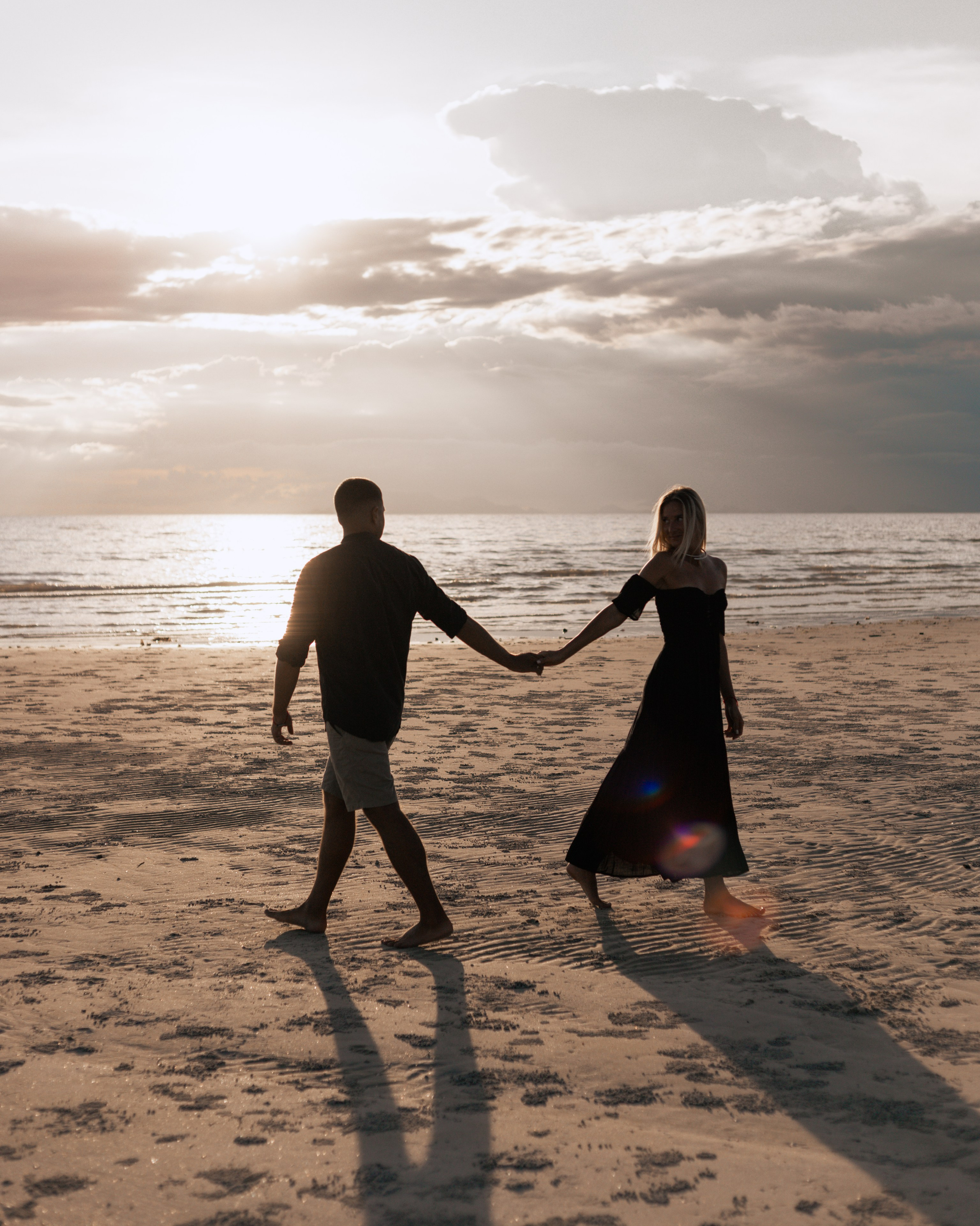 LOCATIONS. Photographer on Koh Samui Elena