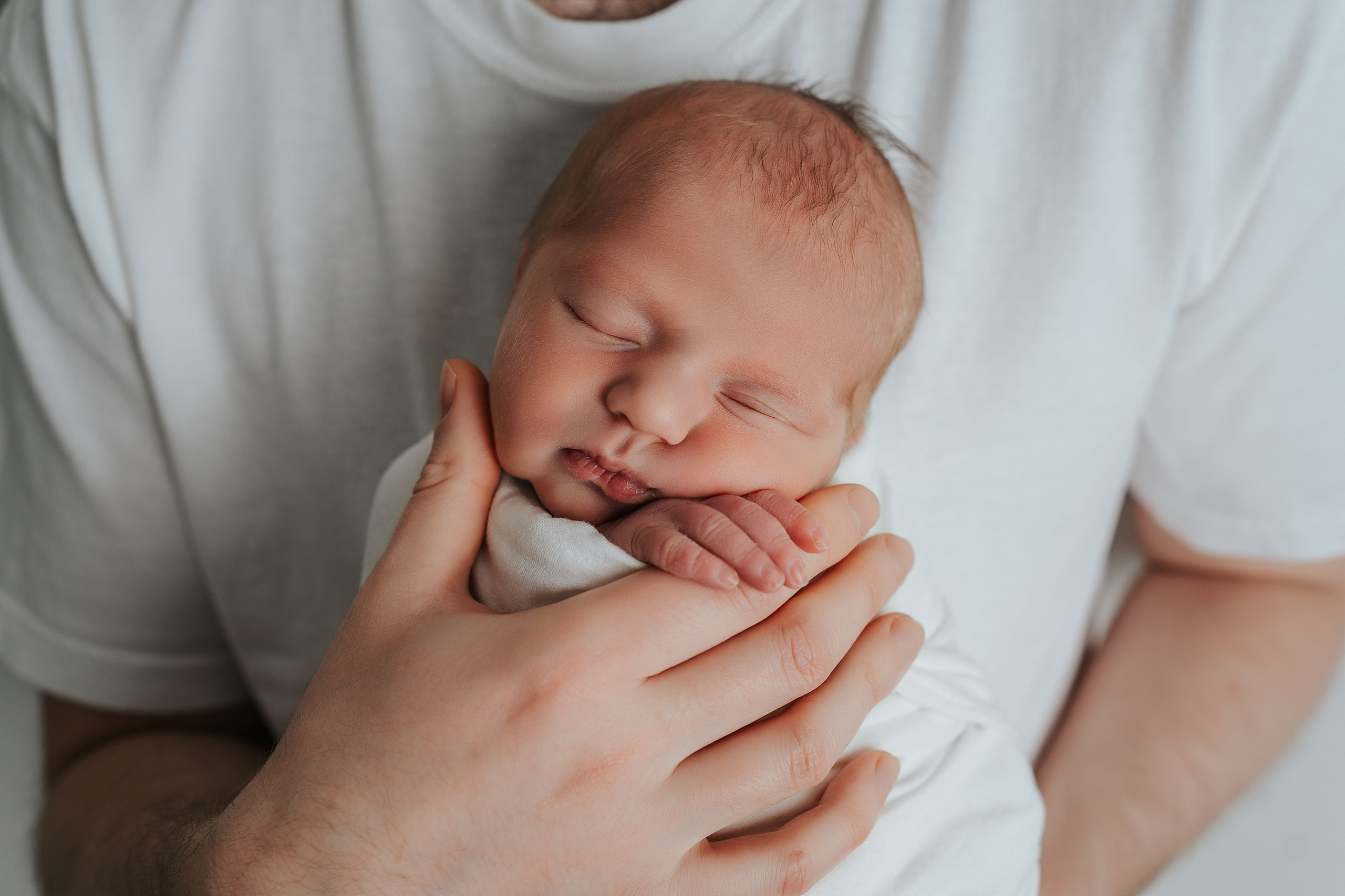 Newborn Photography in Massachusetts | Classic & Lifestyle Newborn Sessions. Family and kids photographer Anastasiya Hanush in Massachusetts