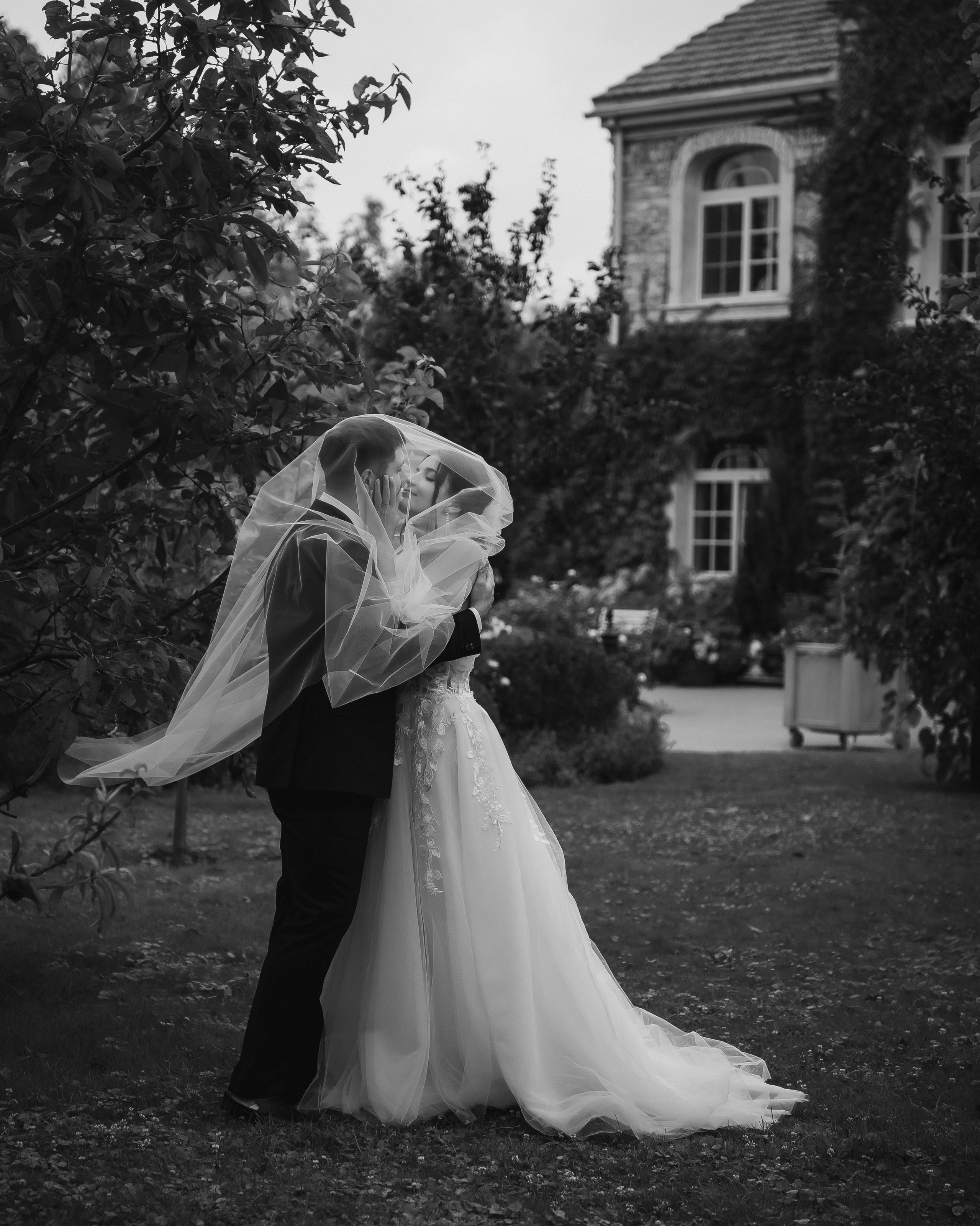 Вартість весільної фотосесії, ціни на весільну фотосесію, весільний фотограф. Весільний та фотограф Київ Україна Олександра, свадебный Киев Украина