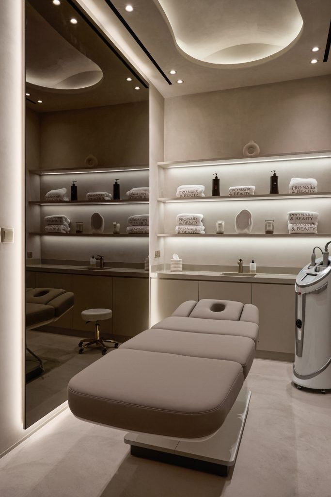 PRO NAILS & BEAUTY STUDIO. Interior Design & 3D Rendering | Alena Bulataya Design Buro