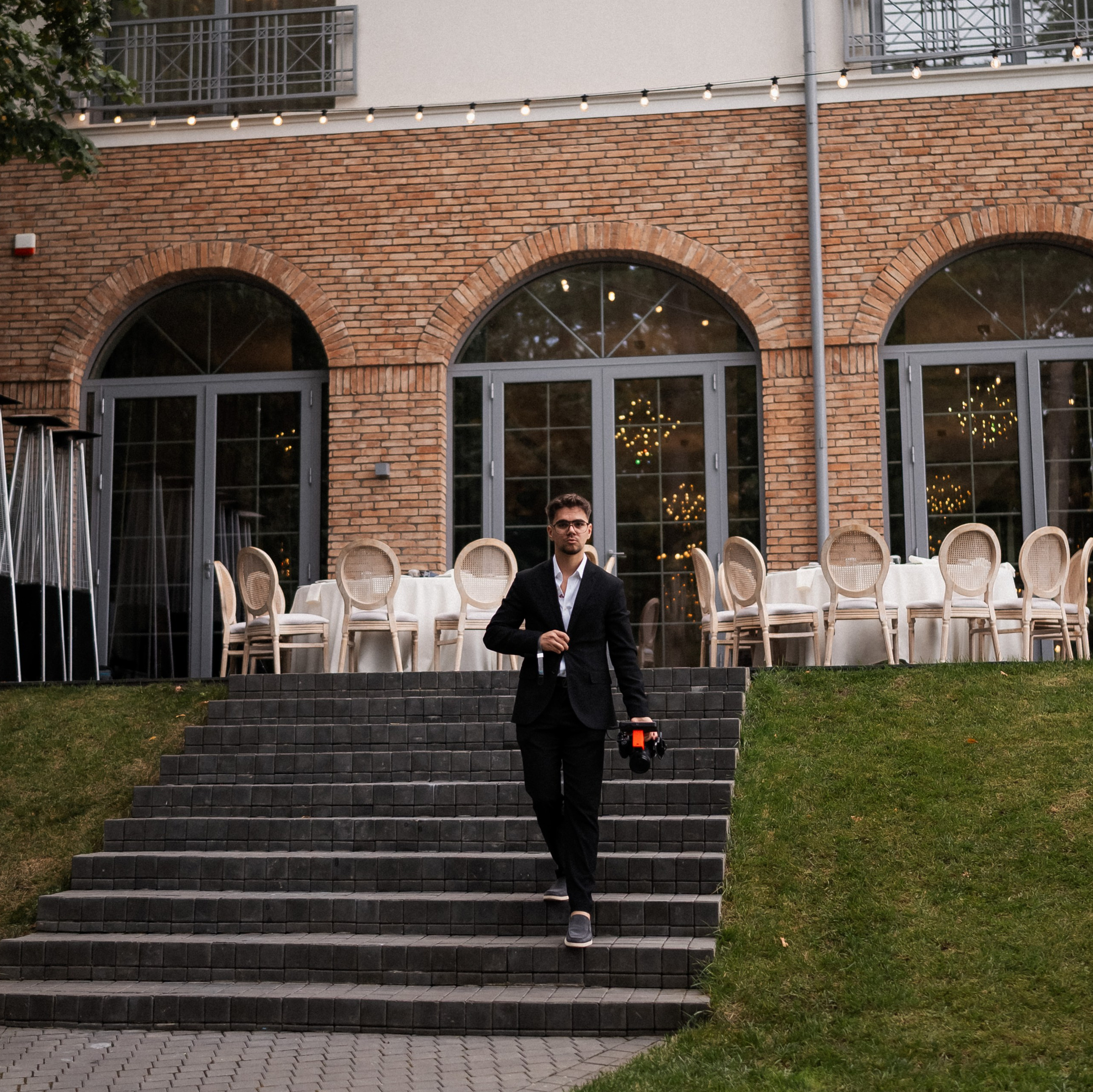 Radu Vasilescu Production House | producție video si videografie de nuntă în București