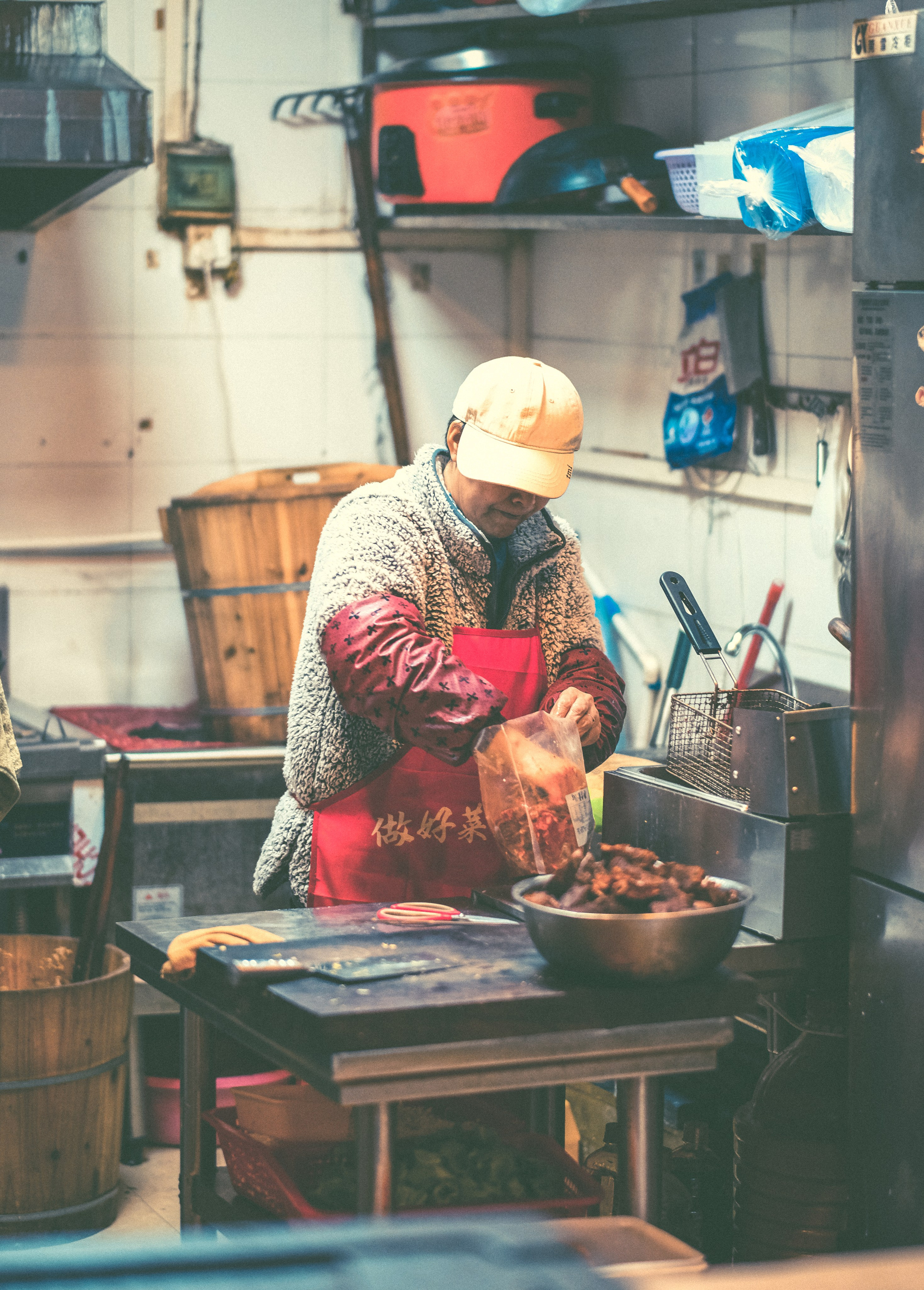 Exploring the Culinary Wonderland of Market Street in Guangzhou | Chinese food on market street |