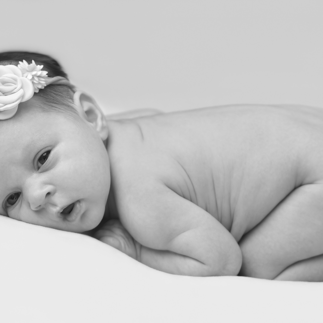 Women’s photographer in Coventry, UK. Boudoir and portraits are my focus; I also capture couples, mini weddings, maternity & newborns