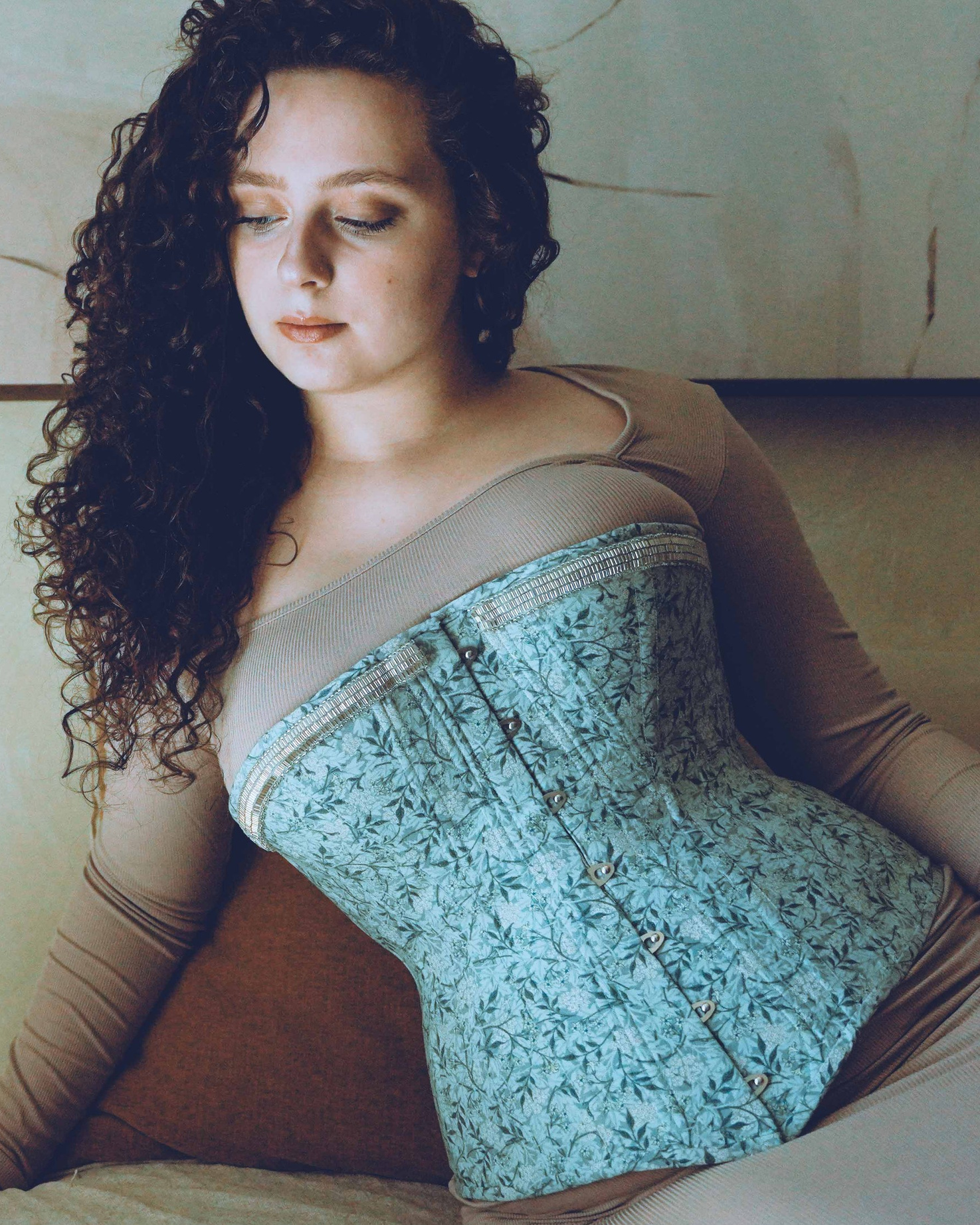 Aeterna corsets. Art, photography, corsetry and music by Adelina Minnigalieva
