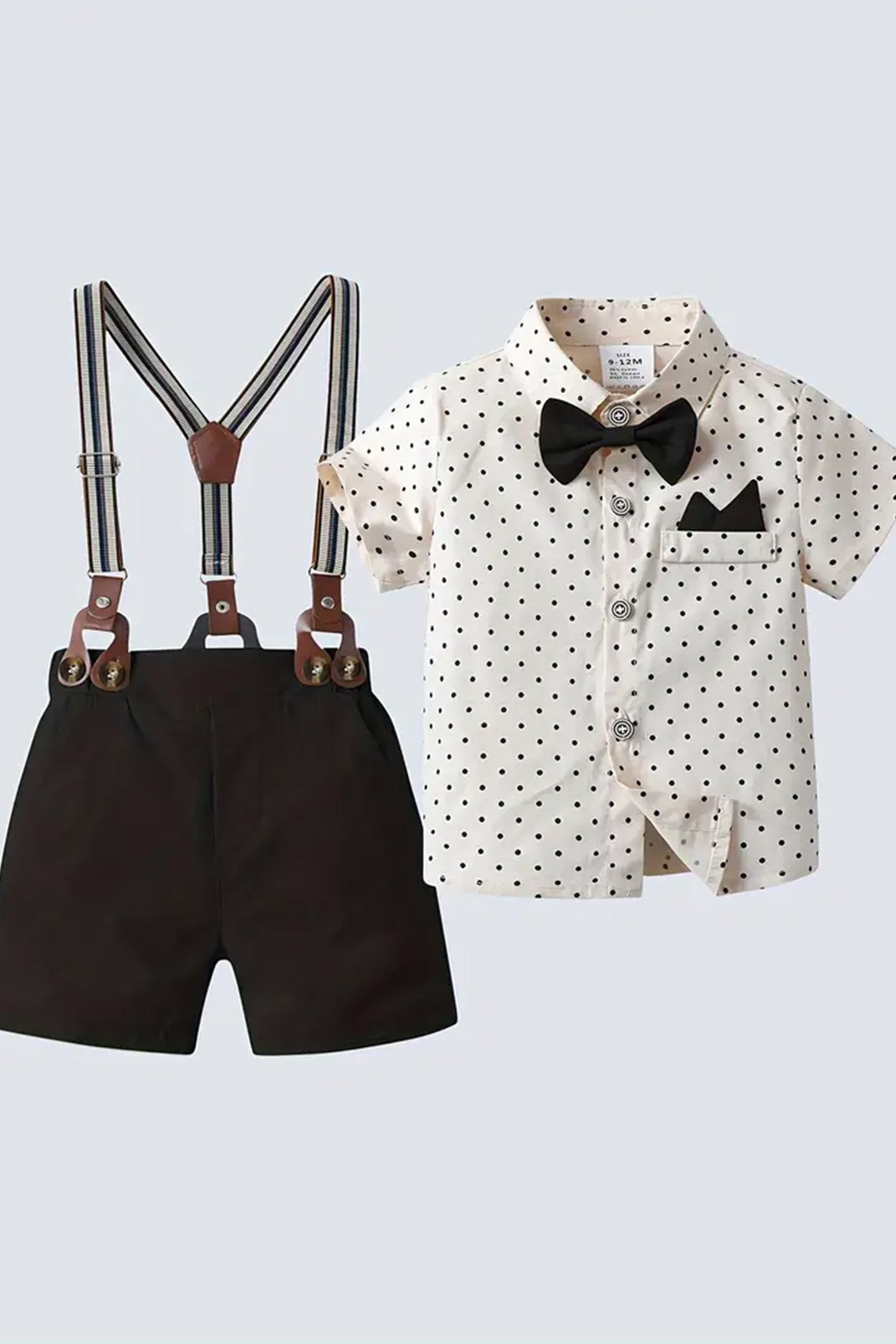 Cake smash outfits for boys. Newborn and family photographer. Hills District. Sydney
