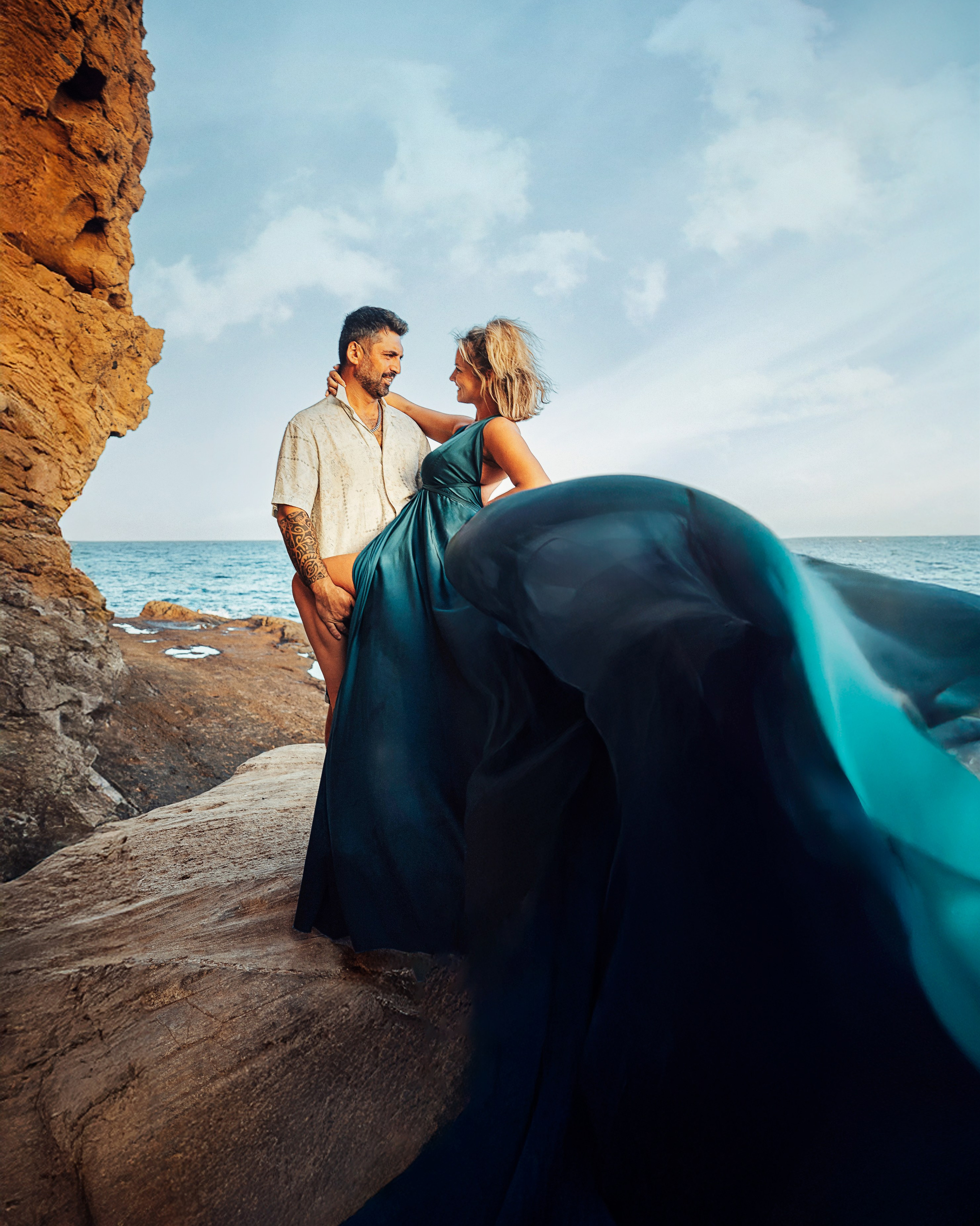 Fotógrafa familiar y premama en Tenerife. Fotógrafa de familias, bodas, comuniones, newborn, premamá en Tenerife | Sesiones con vestidos voladores | Tania Bonnet