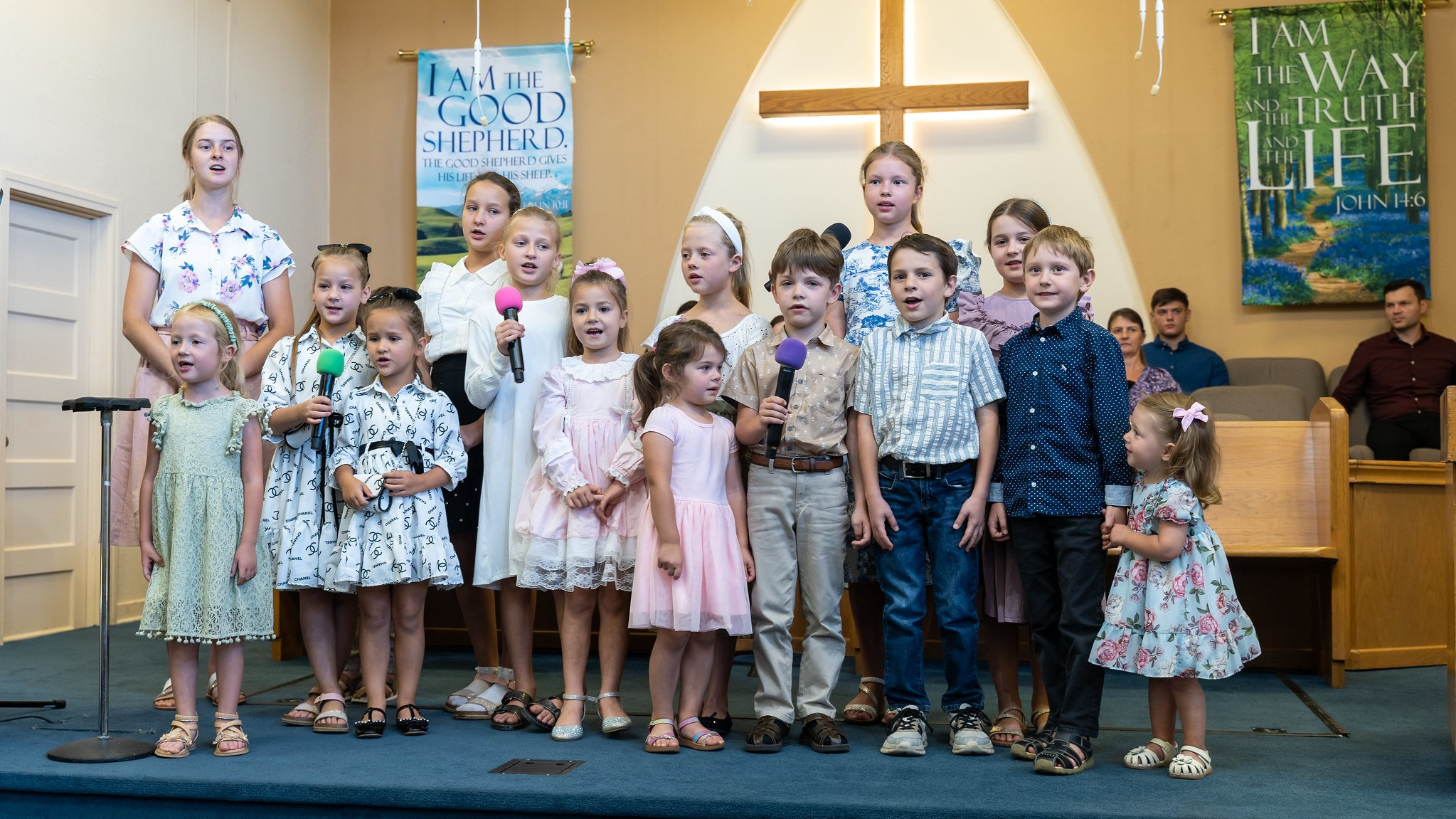 О ЦЕРКВИ. Bible Baptist Church of Praise