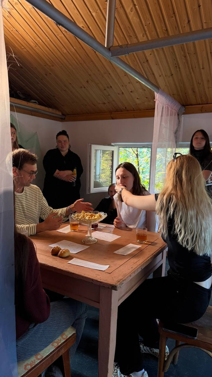BREAK THE BREAD. Ekaterina Belukhina: Multidisciplinary artist